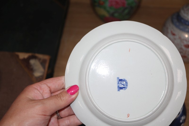 Three small early 19th century Davenport Ironstone dessert dishes, four Chinese ginger jars and a Royal Worcester blue and white tea ke